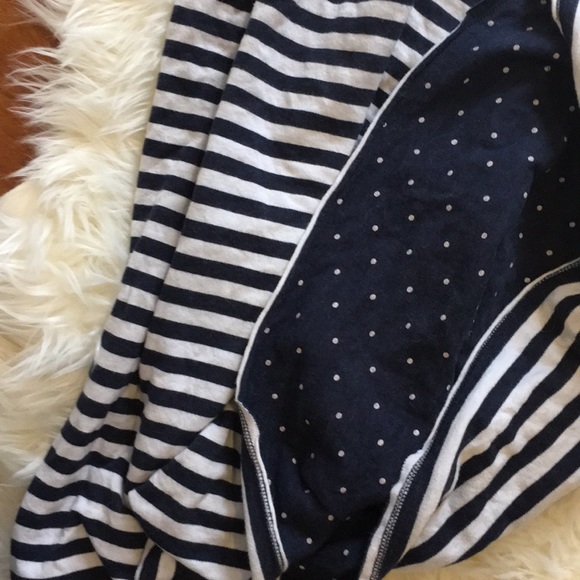 H&M Infinity Scarf - Picture 1 of 5